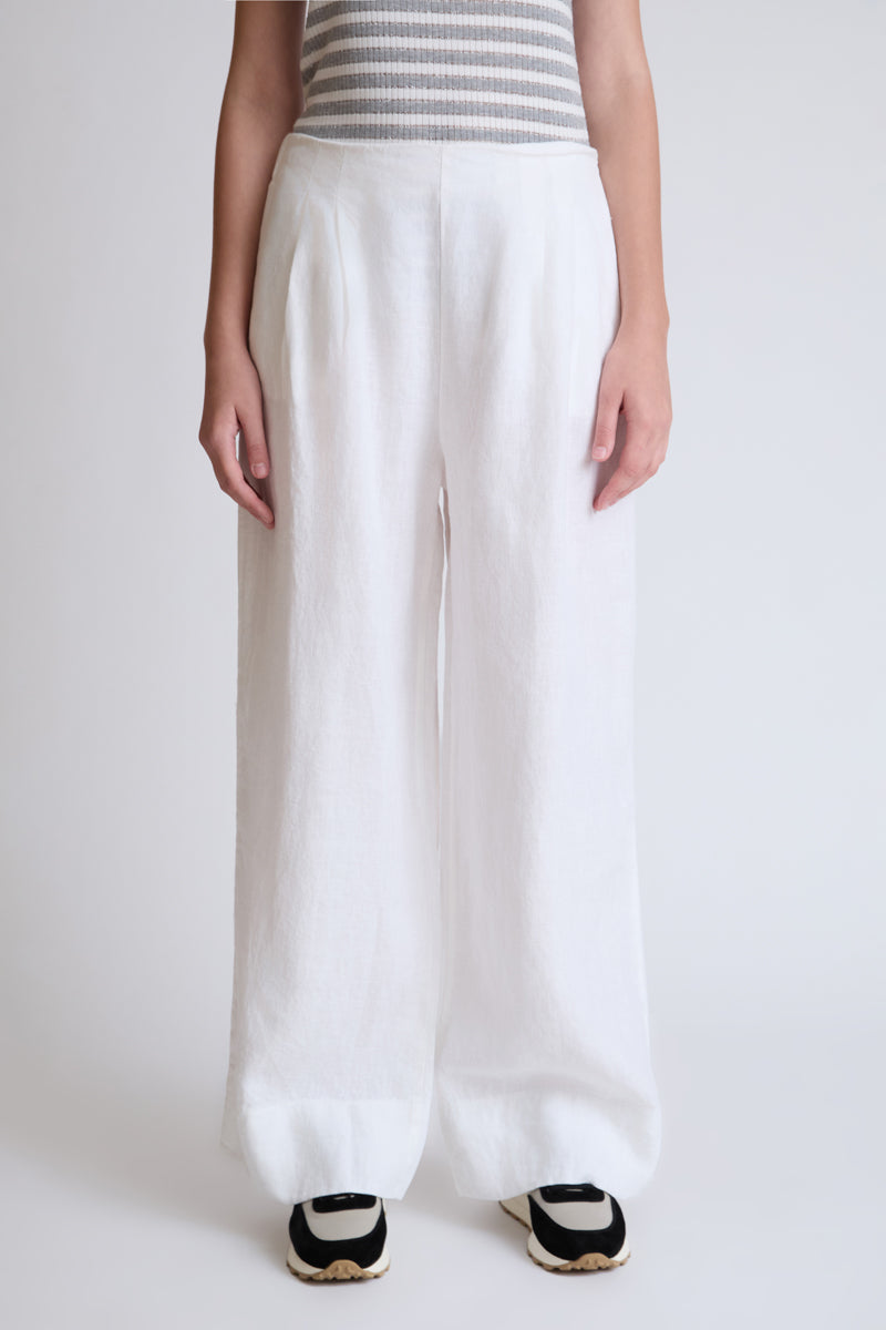 Weit geschnittene Leinenhose mit Bundfalten – white #Farbe_10000 white