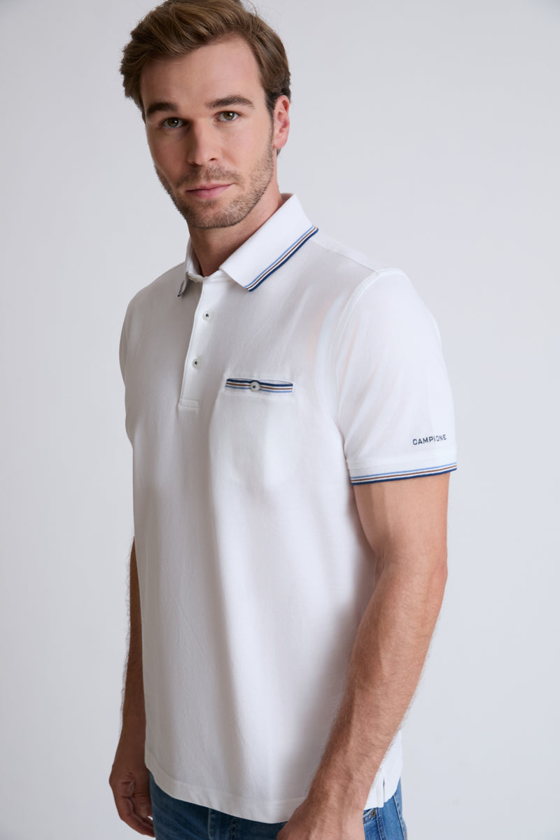 Polo shirt with contrast details