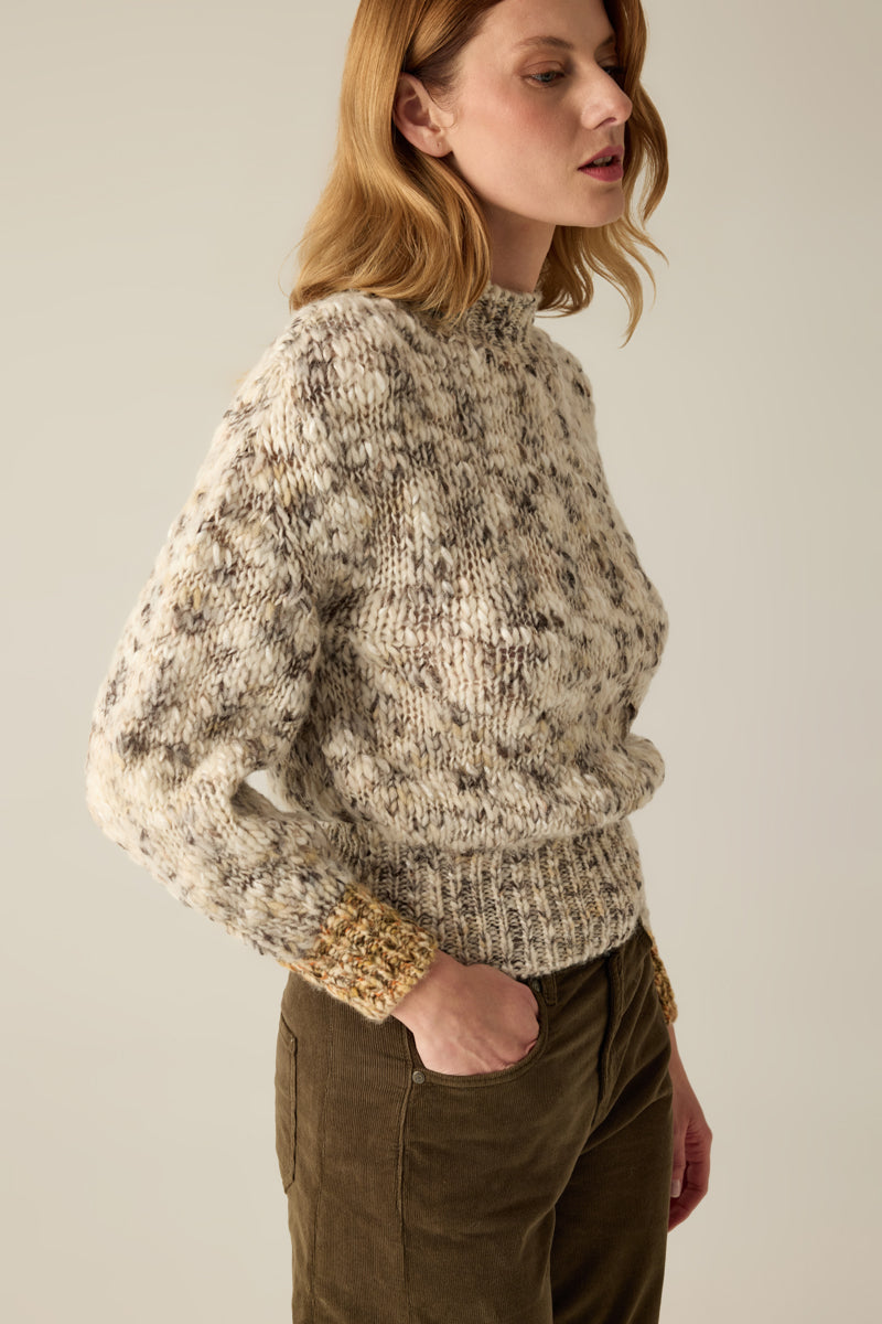 Damen-Strickpullover in Multicolor mit großmaschigem Strick & Kontrastbündchen – modern & elegant.