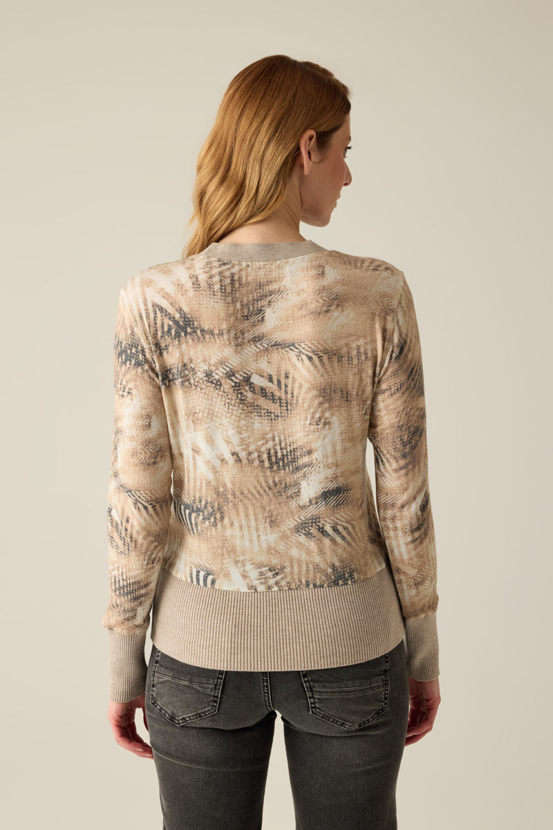Edles Rundhals-T-Shirt mit Glamour-Druck und hohem Saum in Rippstruktur – sportlich, modern und elegant zugleich.