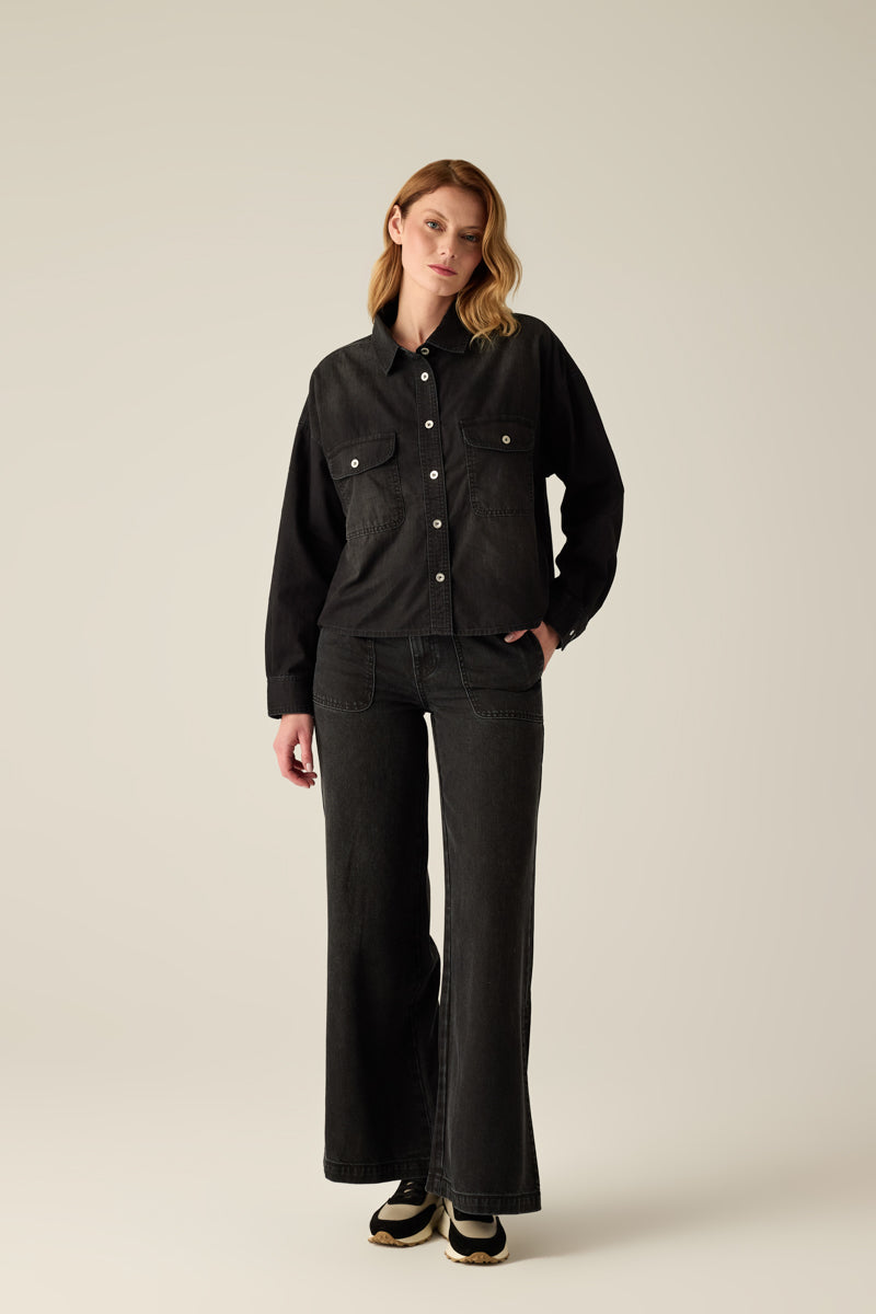 Cepli kadın kot gömlek – Siyah