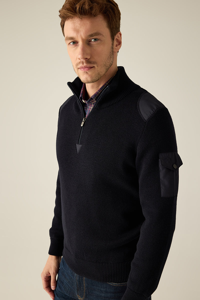 Herren Pullover Modern Fit – Black Strick mit Schulterdetails