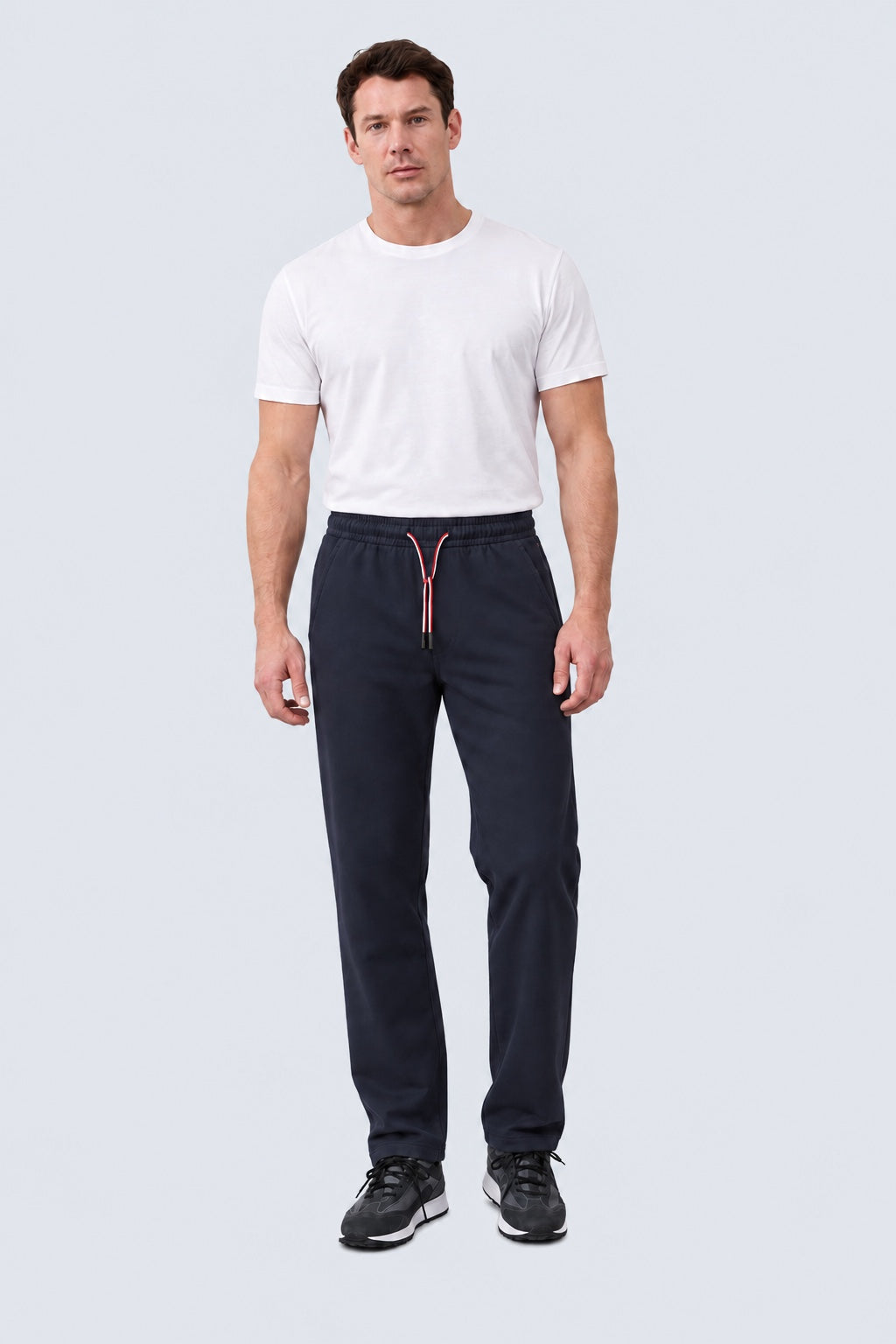 Hose aus Funktions‑Materialmix mit elastischem Bund und Tunnelzug in navy
