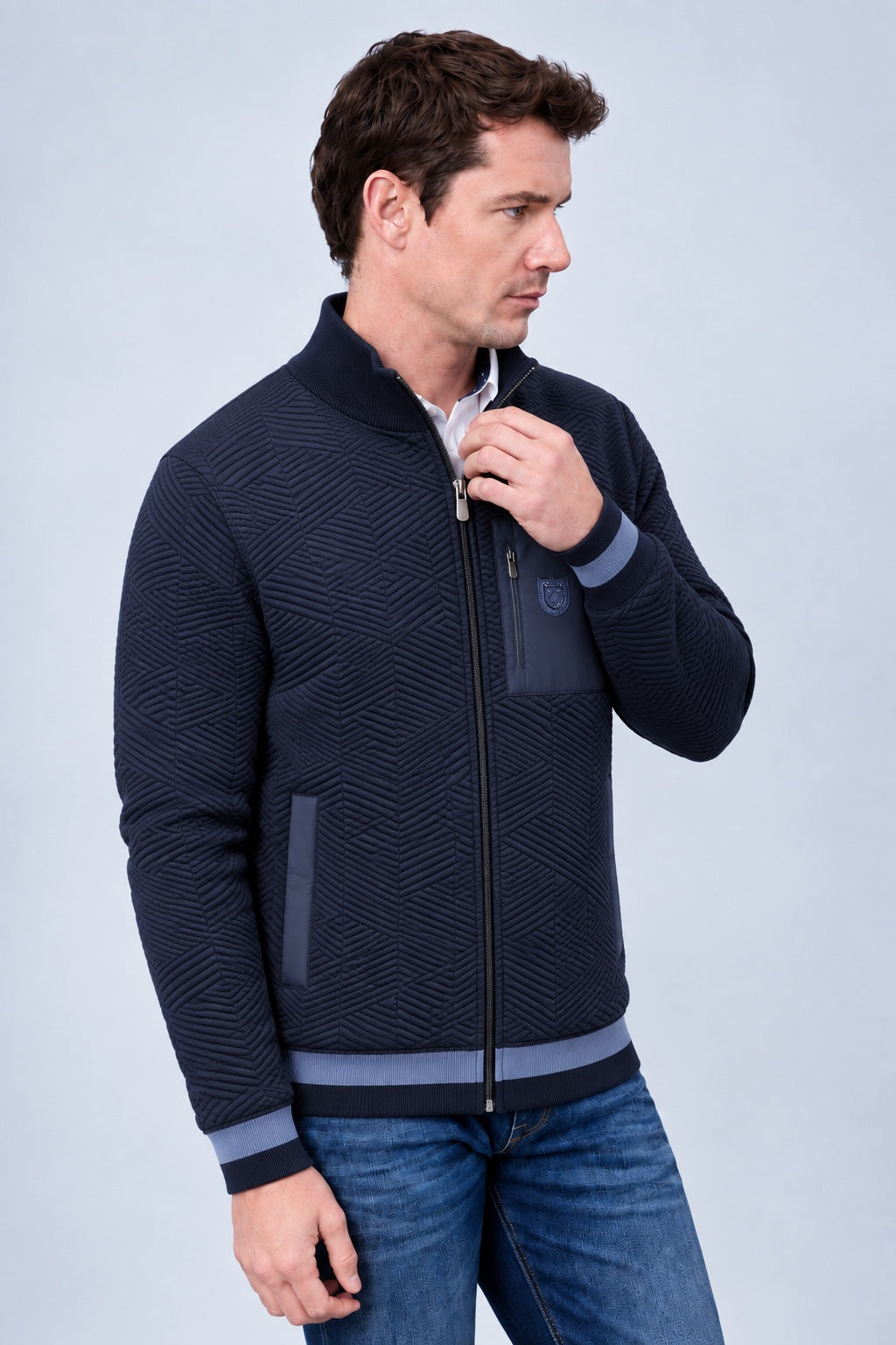 Sweat‑Jacke mit Strukturmuster und Stehkragen in navy, Ansicht 2