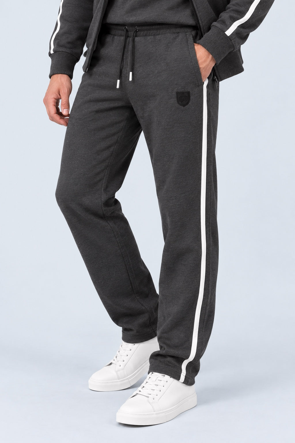 Sweat‑Hose aus Baumwoll‑Mix mit Kontraststreifen in anthra mel., Ansicht 3