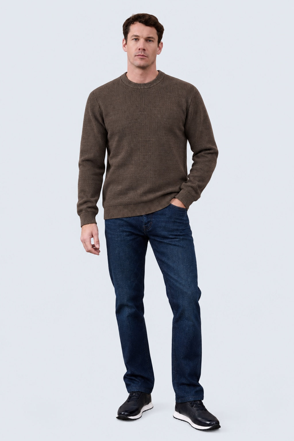 Pullover aus Baumwoll-Acryl-Mix mit Rundhalsausschnitt in brown mel