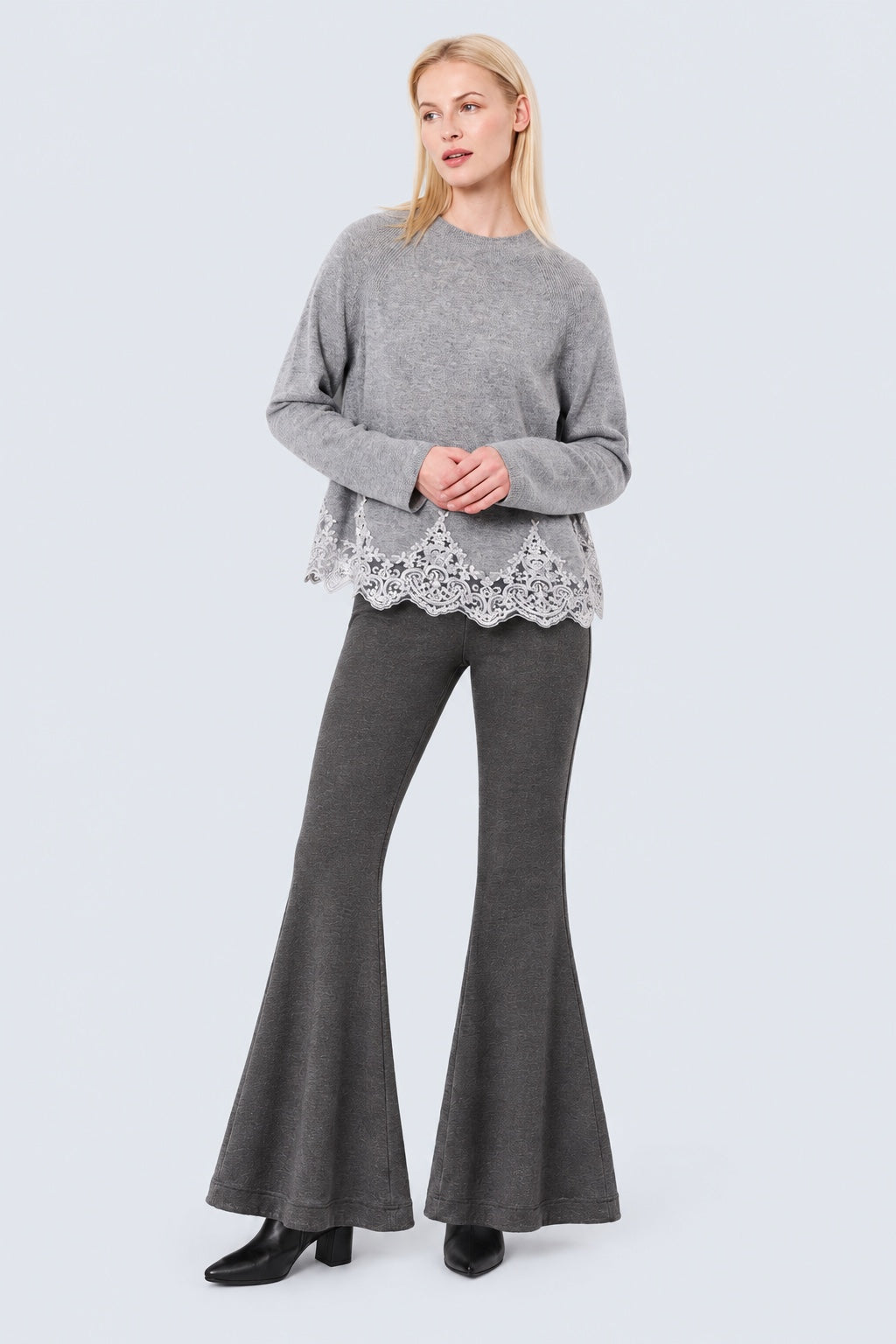Sweat‑Hose aus Viskose‑Elasthan mit weitem Bein in d.grey mel