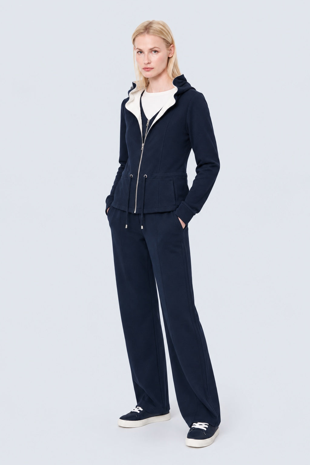 Sweat‑Jacke mit Kapuze aus Baumwolle‑Modal‑Mix in navy combi 1
