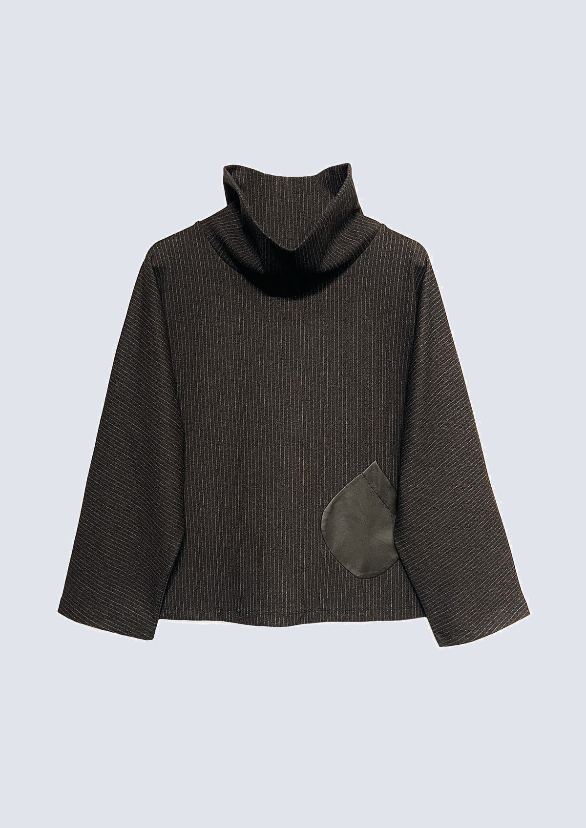 Sweatshirt mit Carmenkragen und Kunstleder‑Detail – 43741