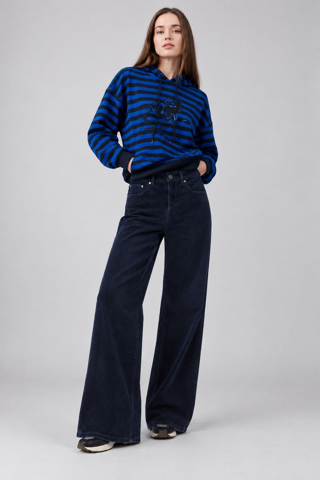 Wide Leg Hose aus Lyocell‑Baumwoll‑Mix in Cordoptik in navy, Ansicht 3
