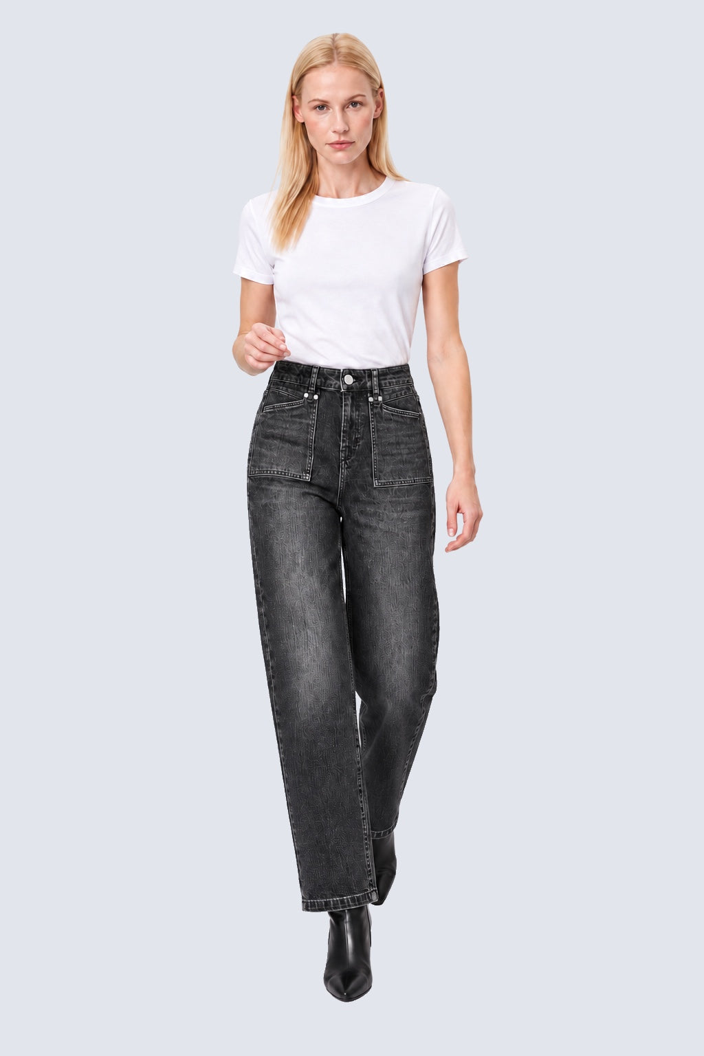 Mom‑Fit‑Jeans mit aufgesetzten Vordertaschen in Used‑Optik in black