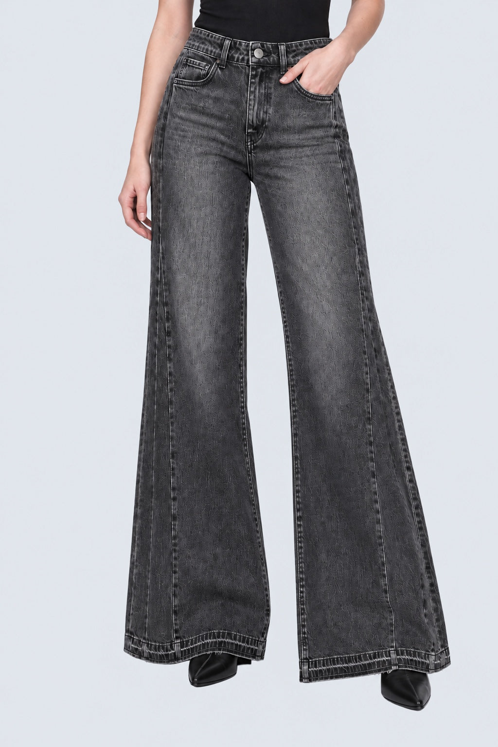 Flared Jeans aus Baumwolle mit Teilungsnähten in grey, Ansicht 2
