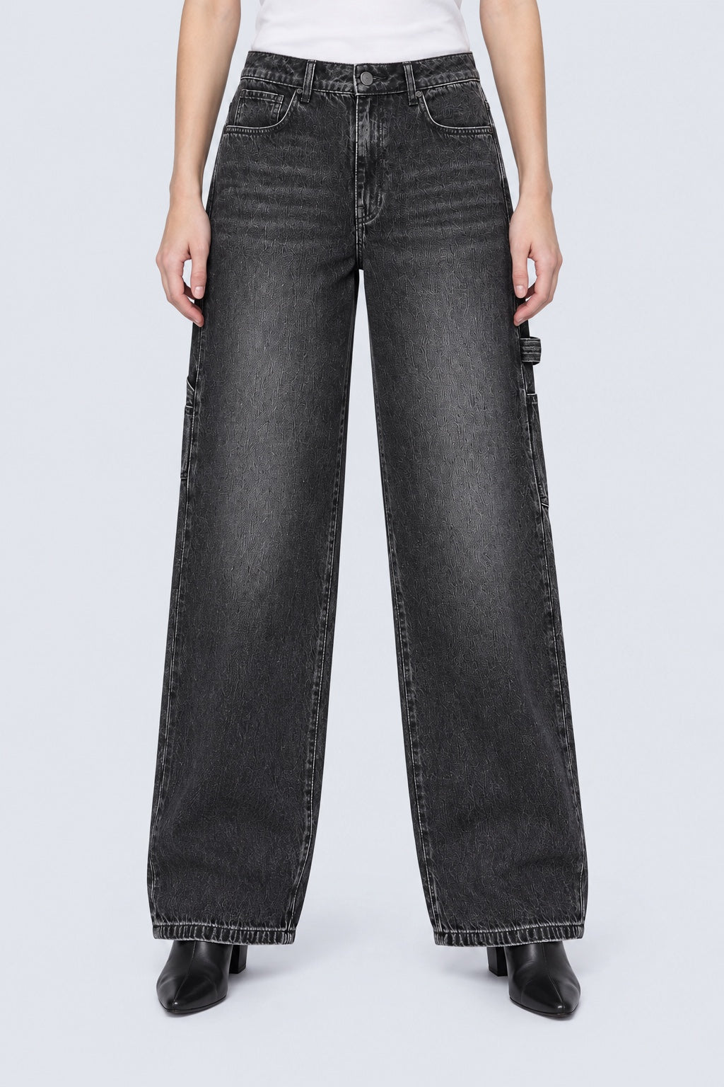 Wide‑Leg‑Jeans aus Baumwolle im Workwear‑Look mit Hammerschlaufe in black, Ansicht 2