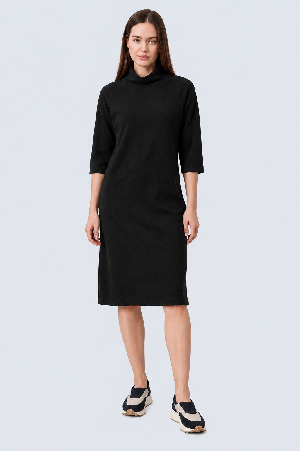 Kleid mit Stehkragen und Raglan-Dreiviertelärmeln in black