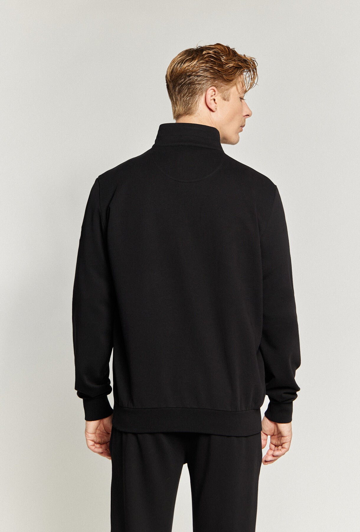 Riko Sweatshirt
