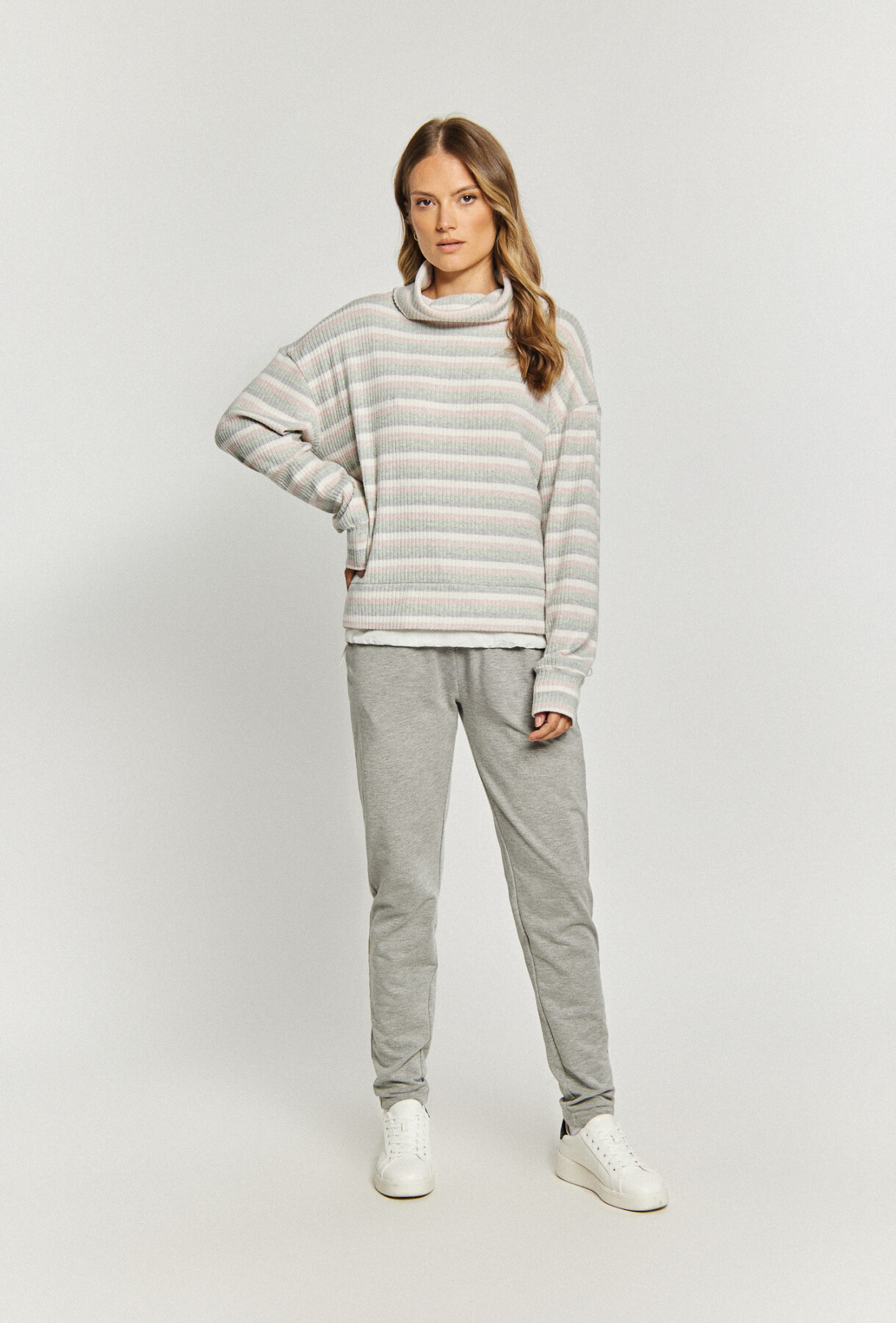 Biena Sweatshirt - 1