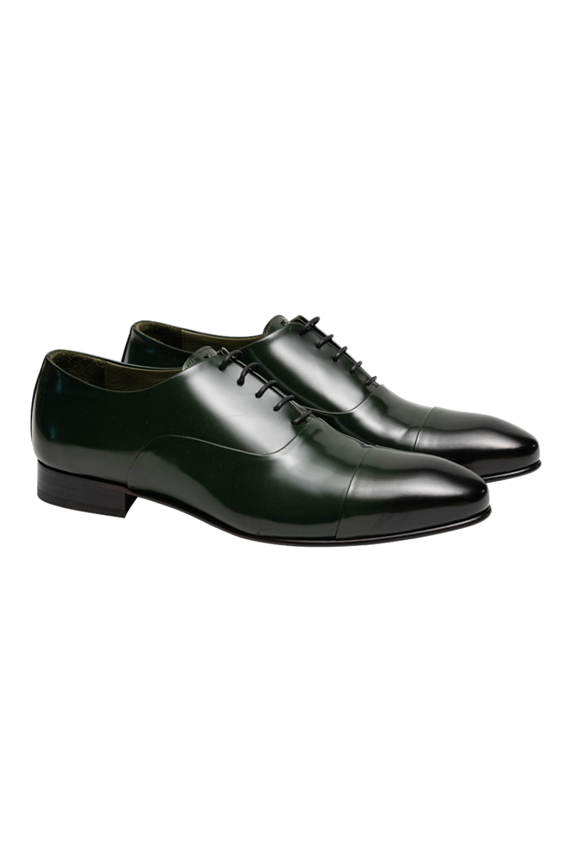 Elegante Lack-Oxford aus Leder, 75% handgefertigt, in Schwarz-Rot oder Dark Green.