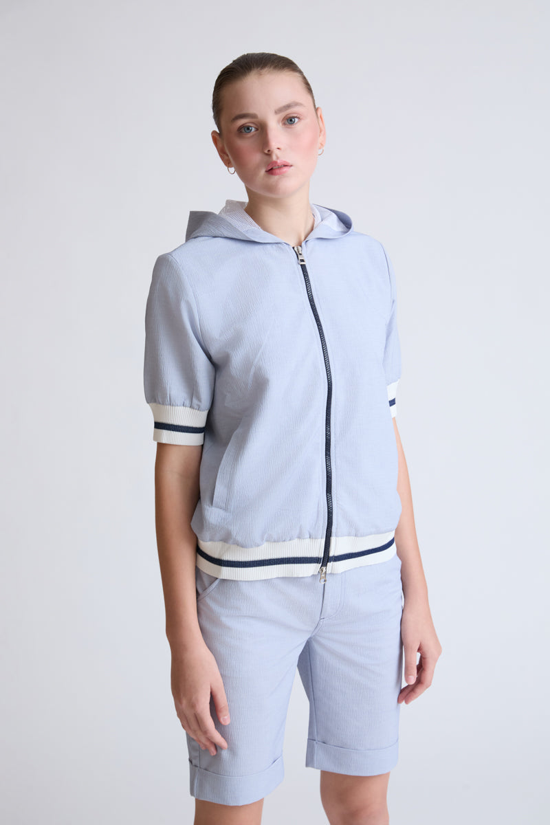 Hooded sweatshirt in cotton-polyester blend with 1/2-length sleeves