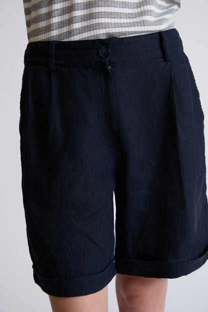 Bermuda-Shorts aus 100 % Leinen mit Umschlagsaum