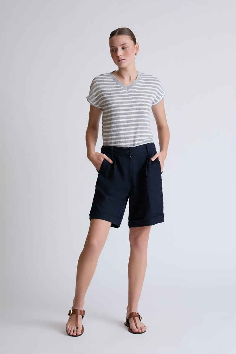 Bermuda-Shorts aus 100 % Leinen mit Umschlagsaum – navy #Farbe_85400 navy