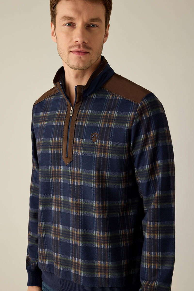 Herren Pullover Kariert – Halbzip mit Velours-Details