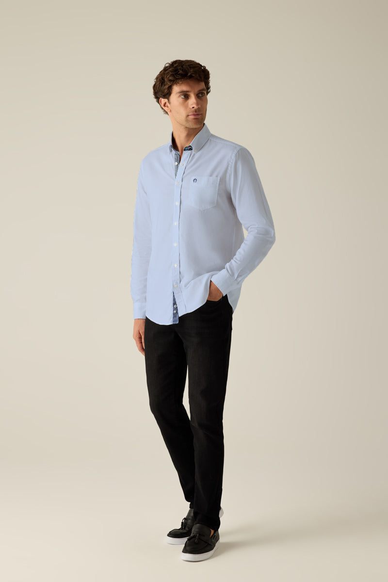 Button-Down-Hemd aus Oxford-Baumwolle mit Kontrastdetails in Regular Fit