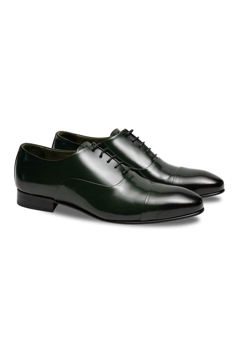 3755602_51900 Elegante Lack-Oxford aus Leder, 75% handgefertigt, in Schwarz-Rot oder Dark Green.