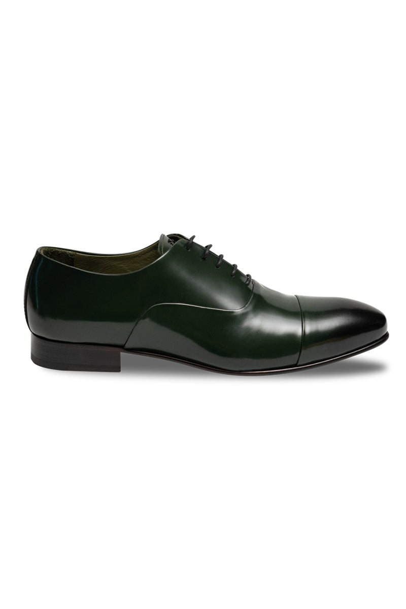 3755602_51900 Elegante Lack-Oxford aus Leder, 75% handgefertigt, in Schwarz-Rot oder Dark Green.