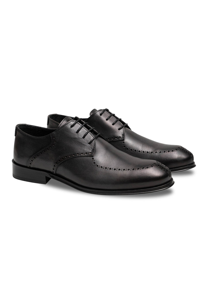 3755603_91900 Eleganter Derby-Brogue mit Lyra-Lochung, Rahmennaht und Lederlaufsohle.