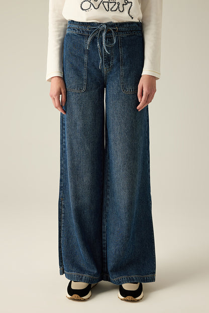 Women's Jeans – Modern design with slit details