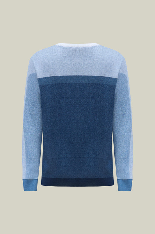 Men's sweater in blue gradient