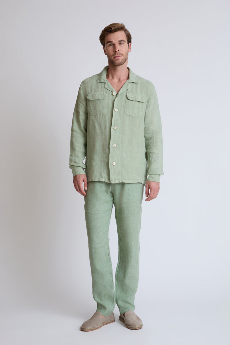 Overshirt aus reinem Leinen mit Knopfleiste und Brusttaschen – light green #Farbe_51700 light green