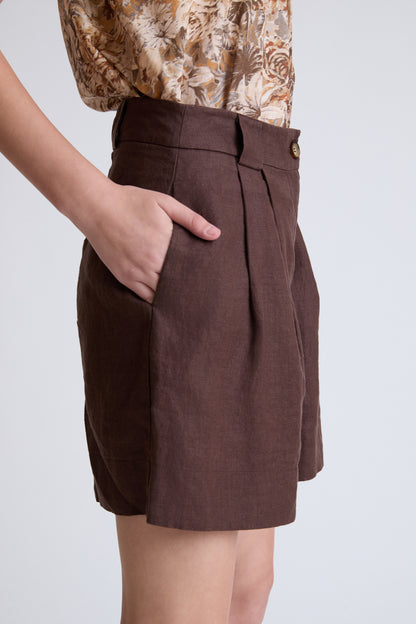 Shorts aus reinem Leinen mit Bundfalten