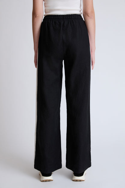 Hose aus Lycra mit weitem Bein und Seitenstreifen