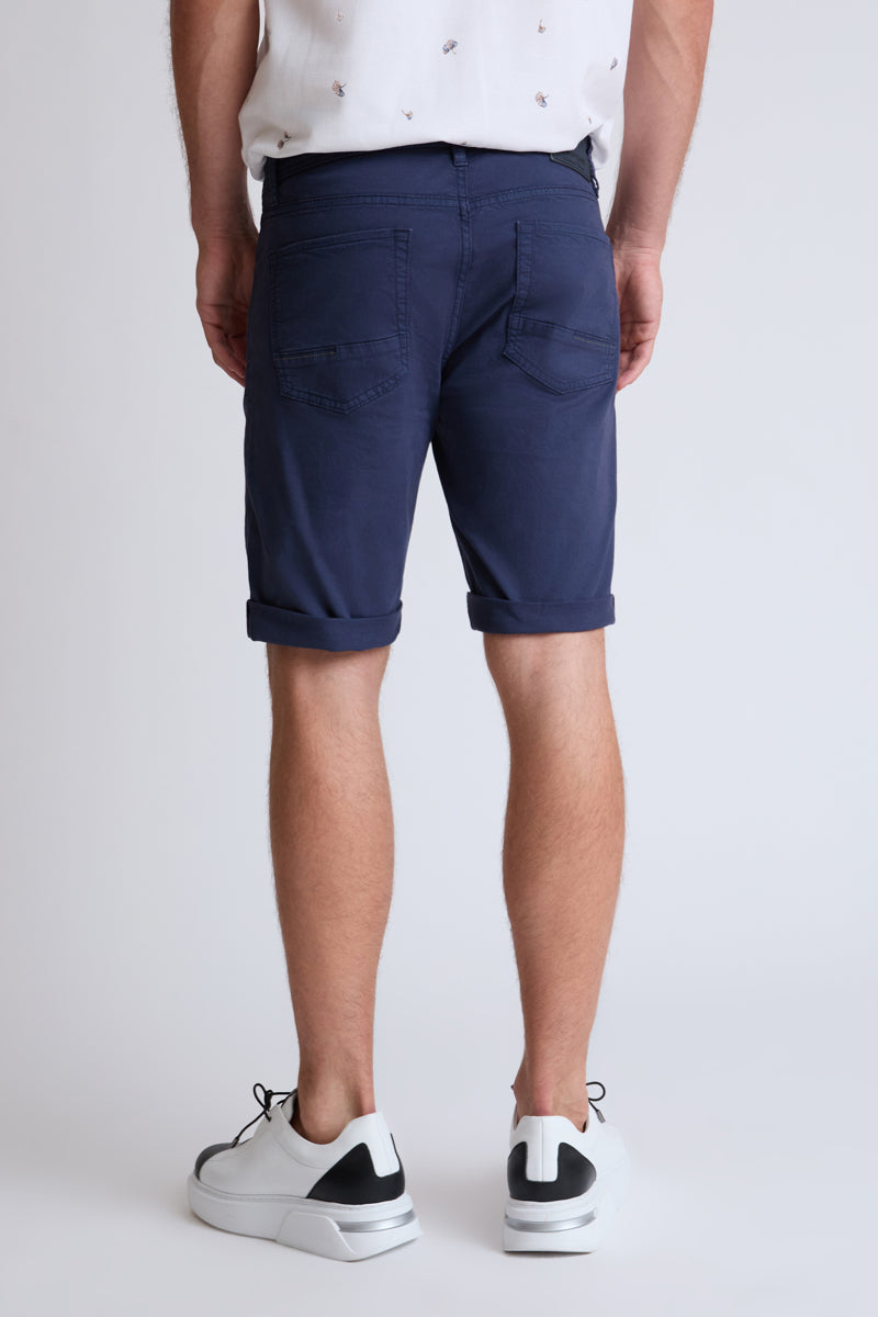 Bermuda mit lässigem Umschlagsaum – seablue #Farbe_seablue