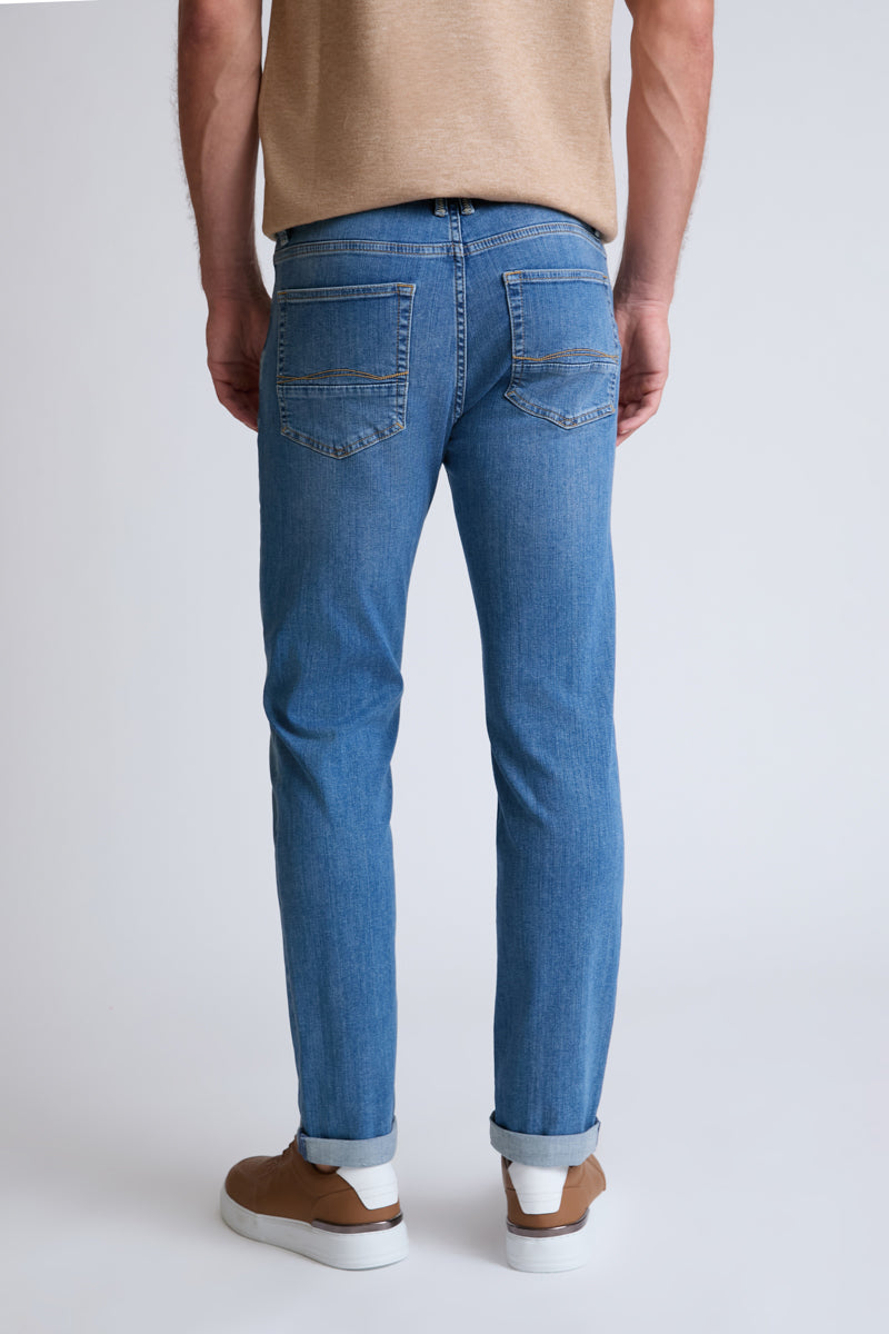 Cotton-polyester-elastane jeans in a 5-pocket design
