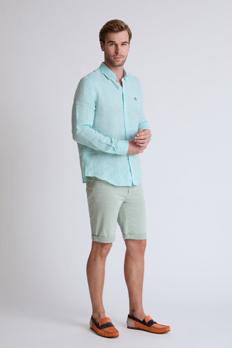 Herrenhemd aus 100% Leinen mit Modern Fit. Atmungsaktiv, leicht und ideal für stilvolle Sommer- und Casual-Looks – mint mel. #Farbe_50701 mint mel.