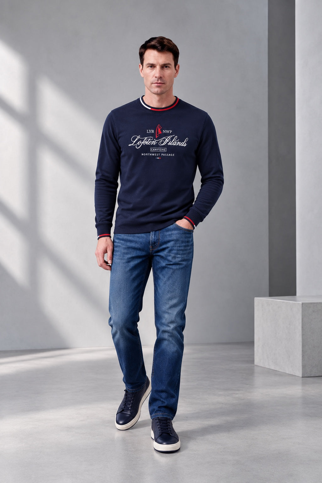 Langarmshirt aus Baumwoll‑Stretch mit maritimem Print in navy