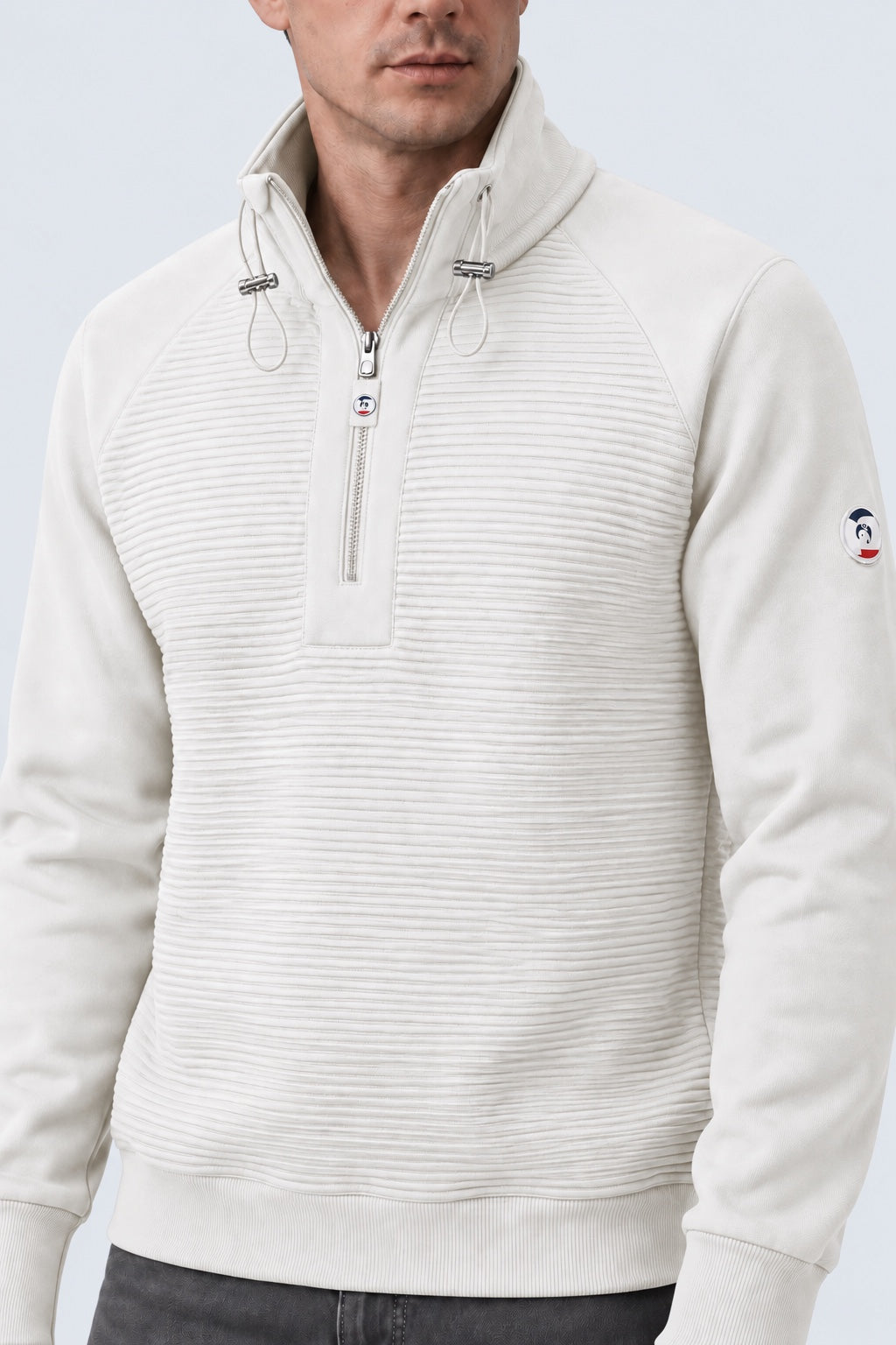 Sweatshirt mit Stehkragen und Strukturdesign in off white, Ansicht 3