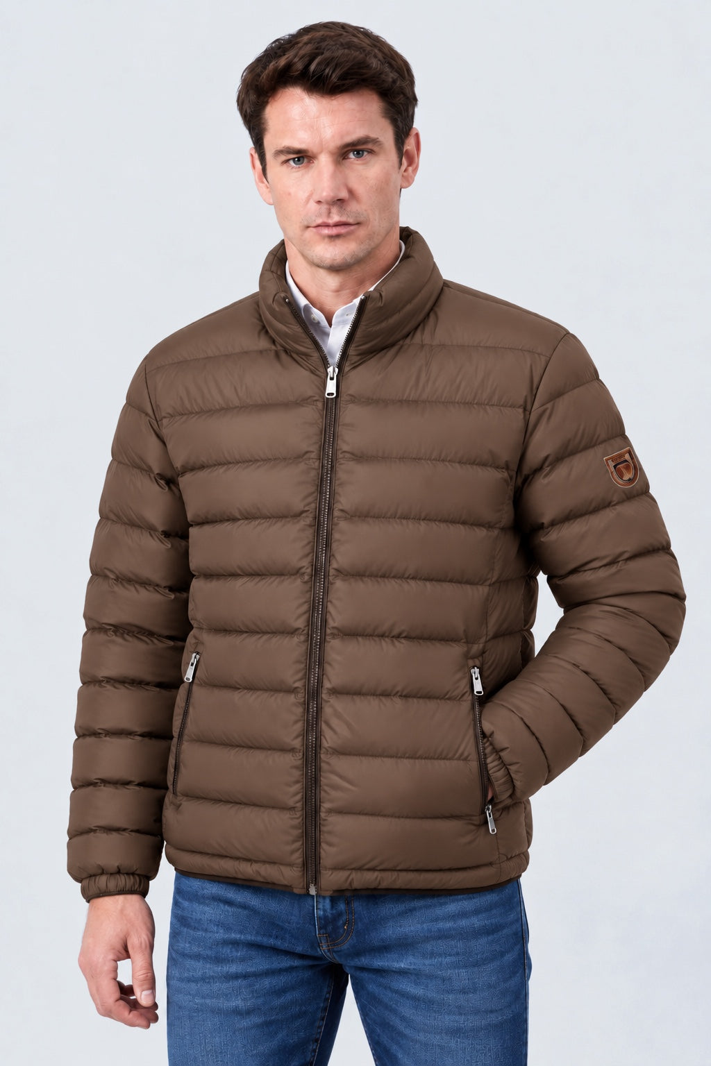 Steppjacke aus Polyester mit Stehkragen in cappuccino, Ansicht 2