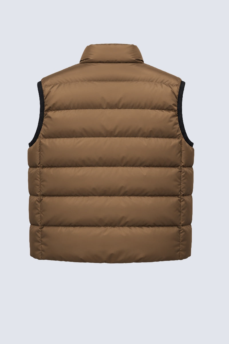 Steppweste aus Polyester mit Stehkragen in cappuccino