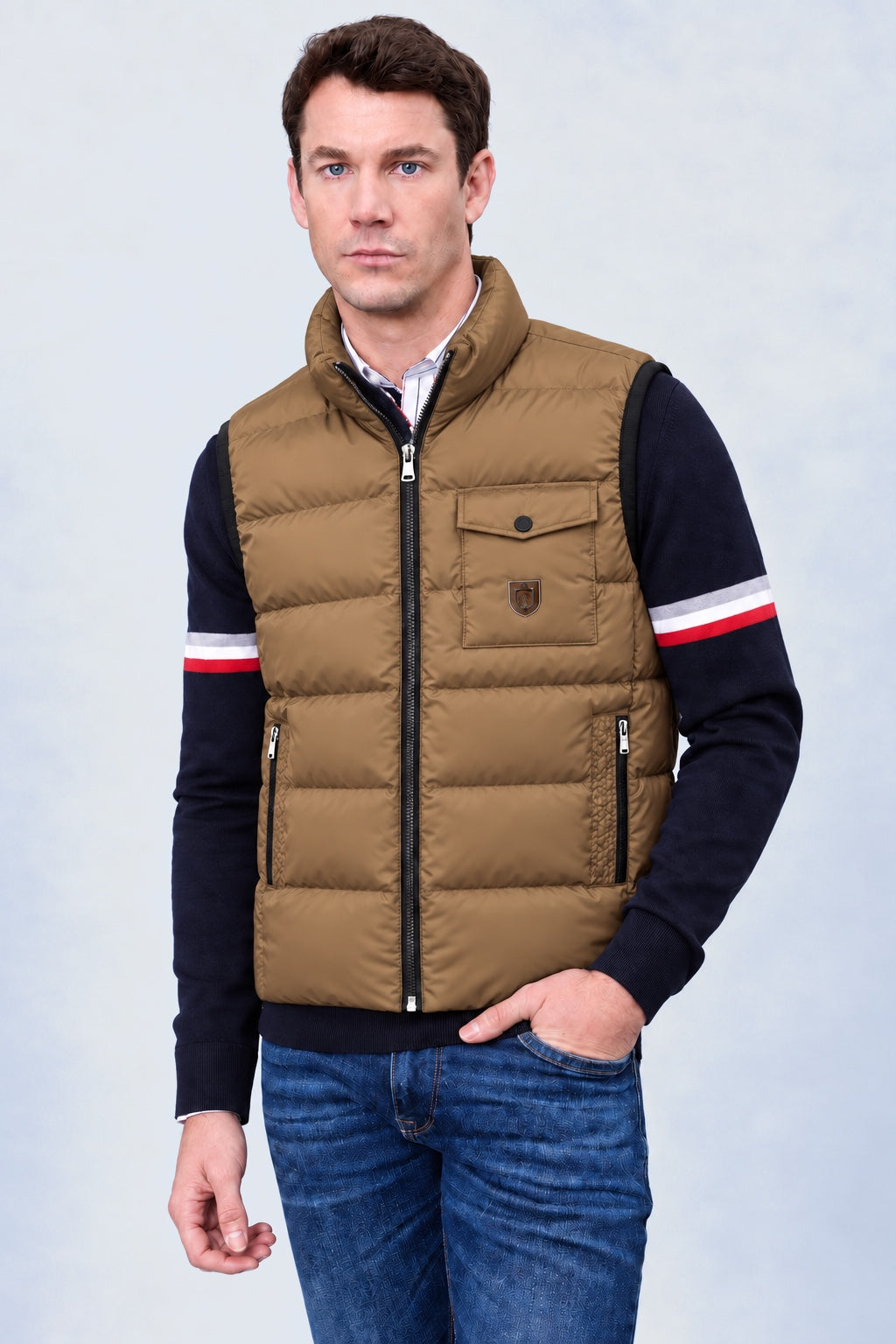 Steppweste aus Polyester mit Stehkragen in cappuccino, Ansicht 3