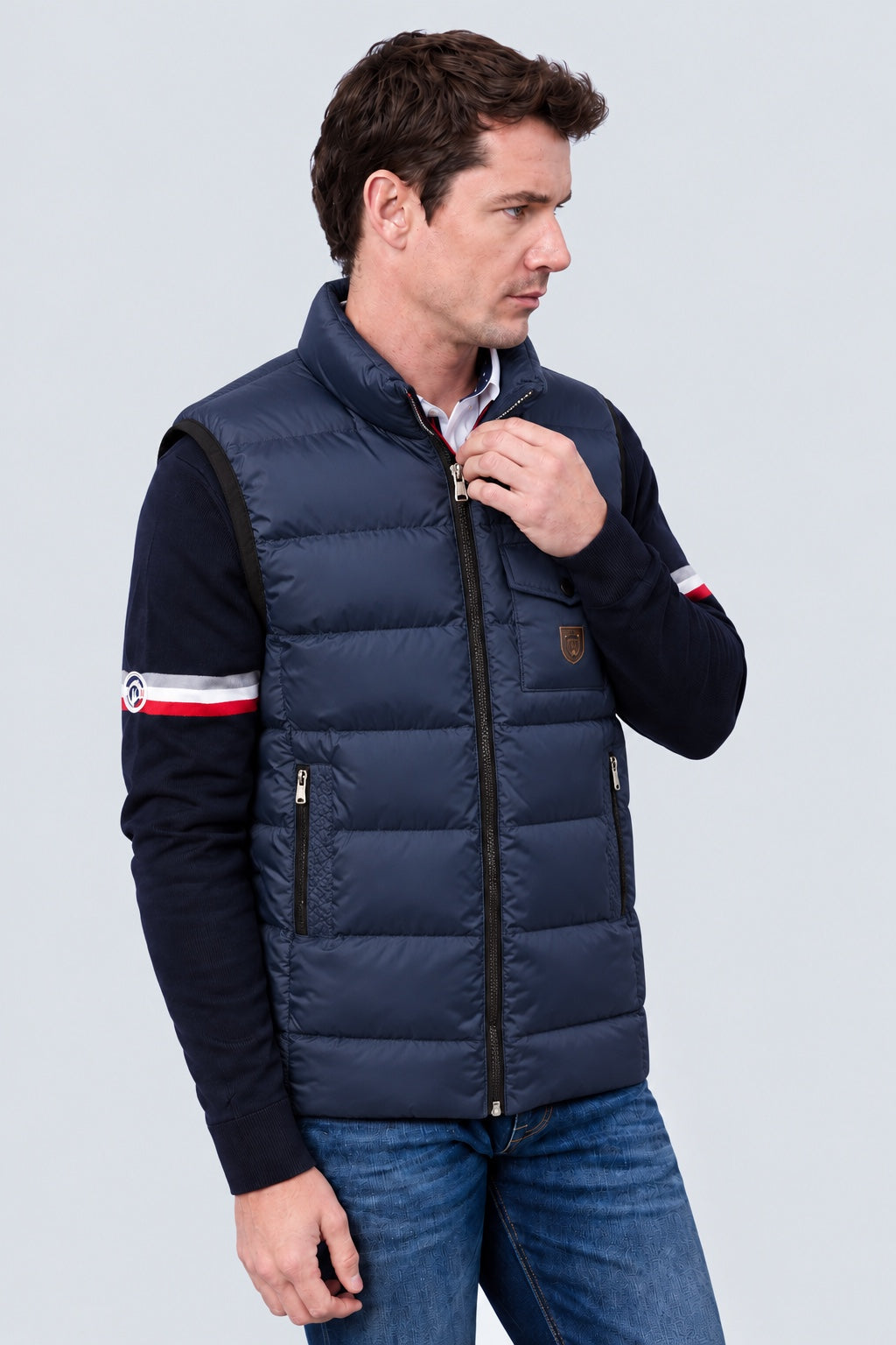 Steppweste aus Polyester mit Stehkragen in navy, Ansicht 2