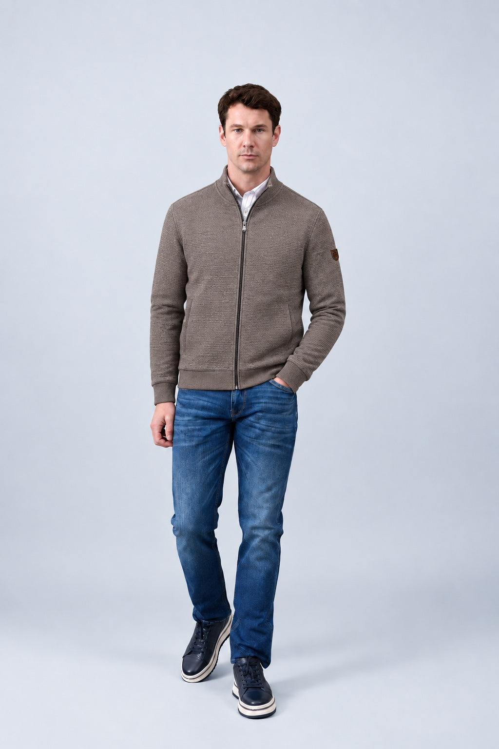 Sweat‑Jacke mit Stehkragen und Strukturdesign in cappuccino mel