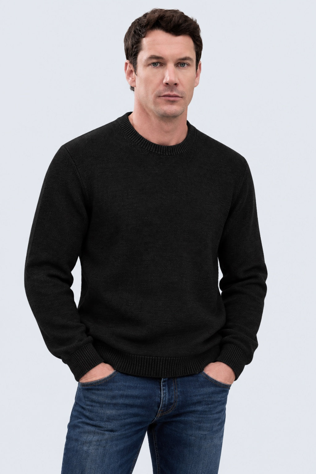 Pullover aus Baumwoll-Acryl-Mix mit Rundhalsausschnitt in black, Ansicht 3