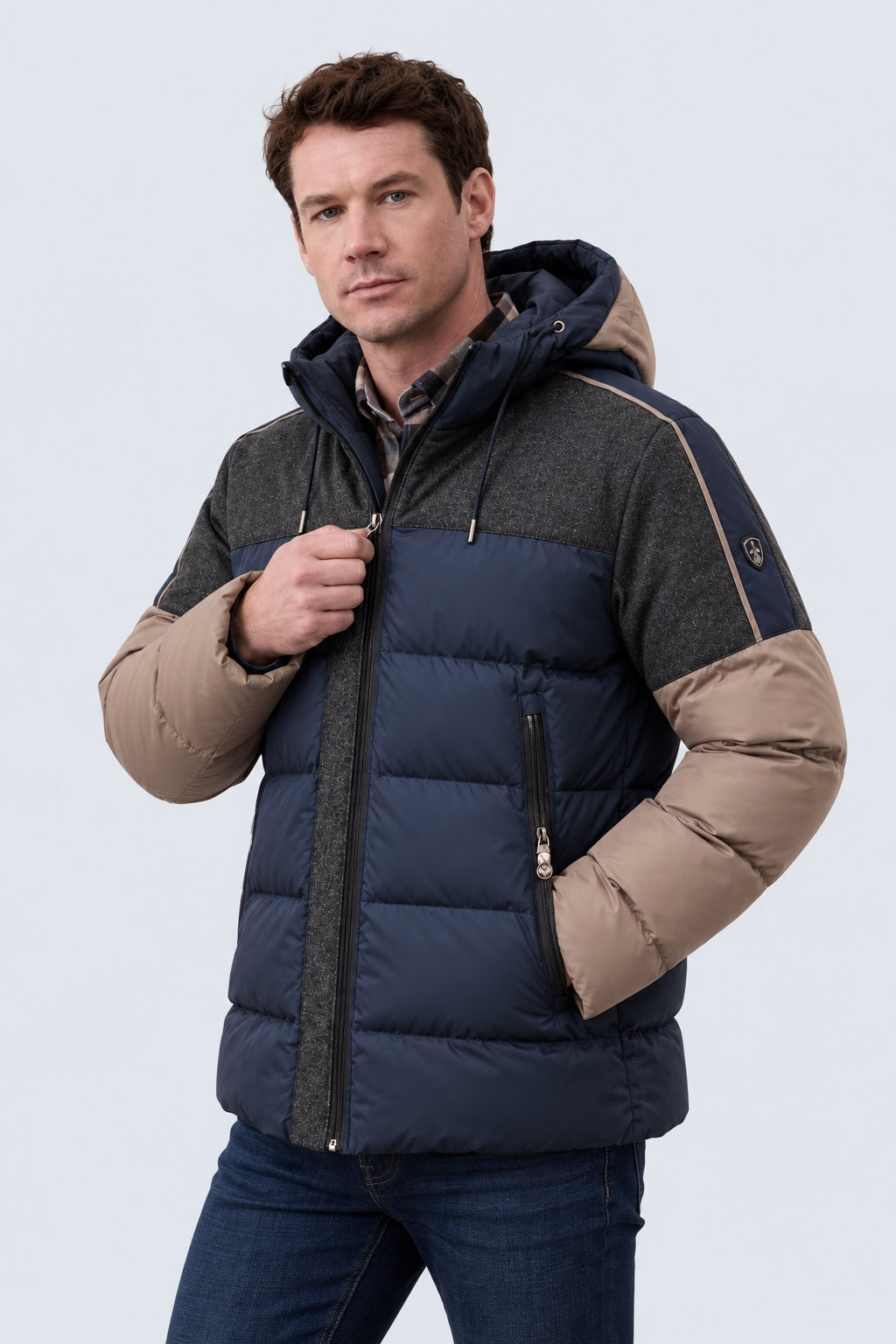 Kapuzenjacke in Materialmix‑Optik mit Steppdesign in navy combi 1, Ansicht 2