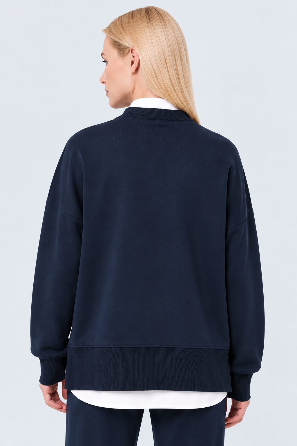 Sweatshirt aus Baumwolle‑Modal‑Mix mit Strassmotiv in navy, Ansicht 2