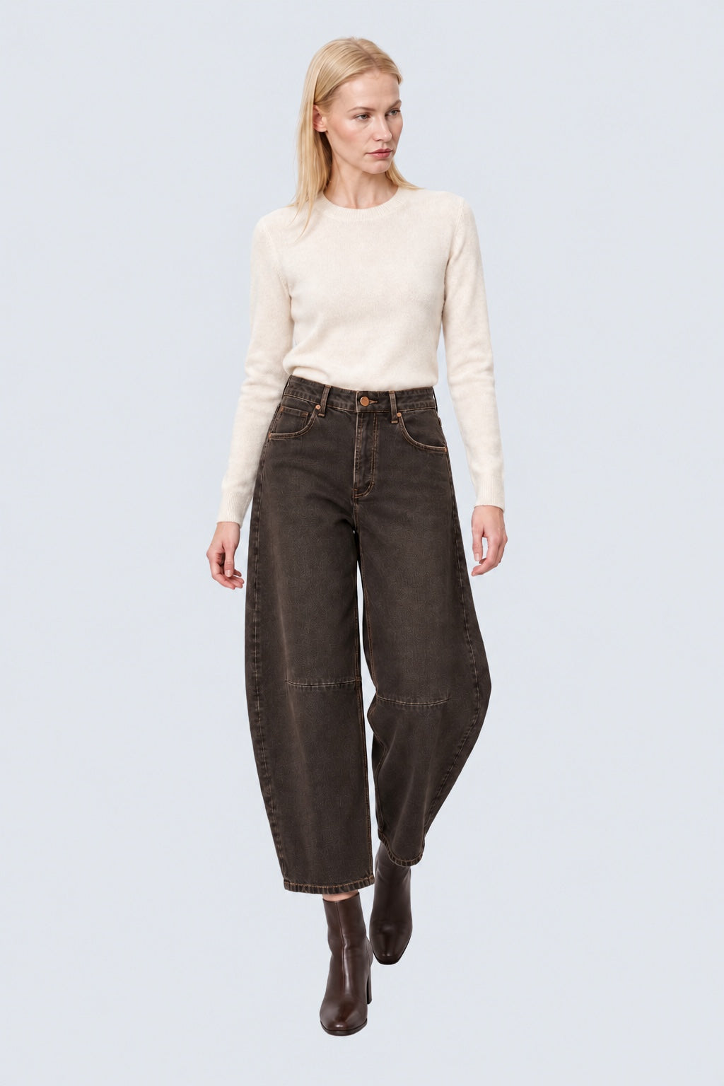 Barrel‑Jeans aus Baumwoll‑Elasthan mit Vintage‑Waschung in brown