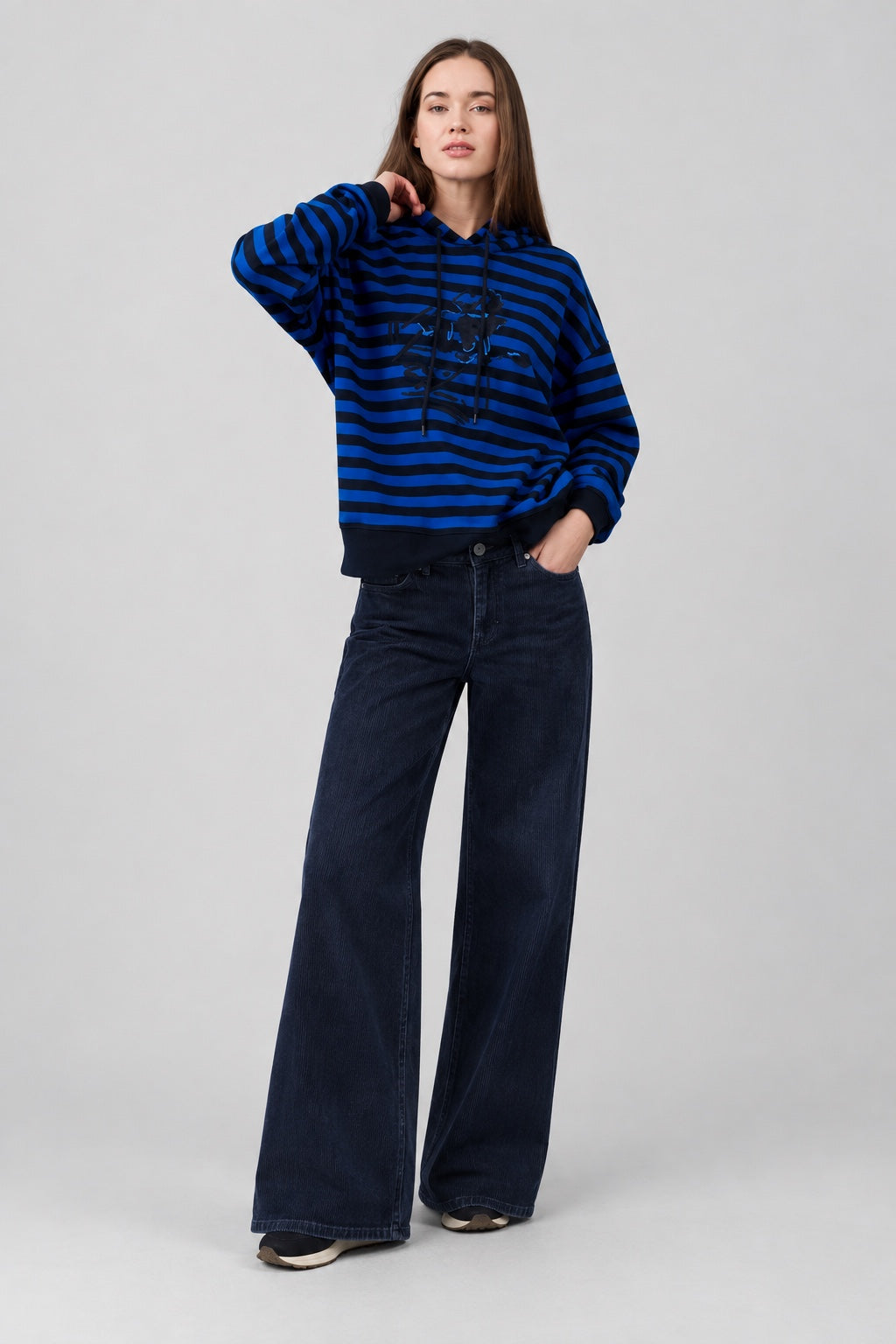 Wide Leg Hose aus Lyocell‑Baumwoll‑Mix in Cordoptik in navy, Ansicht 2