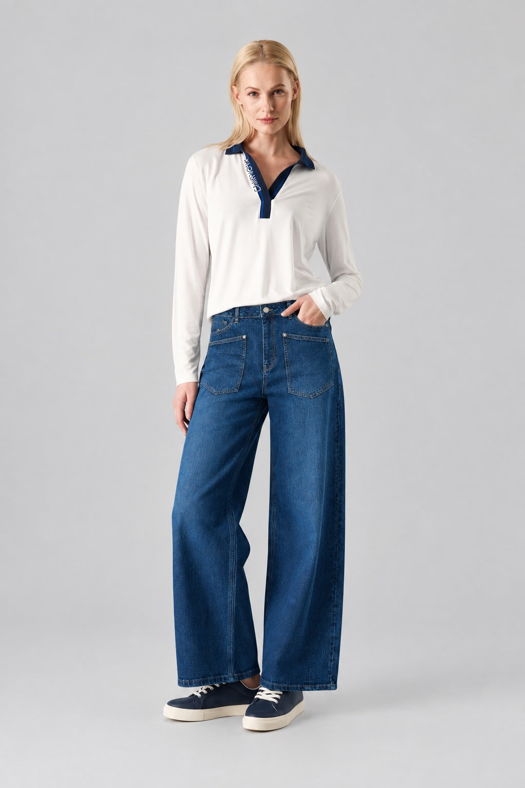 Elva Barrel Jeans aus Baumwolle mit hohem Bund und aufgesetzten Taschen in dark blue